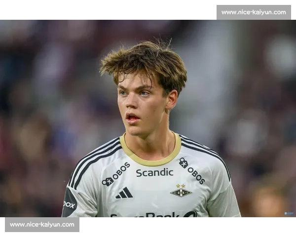 曼城外租四小将:尼潘、埃切维里领衔卫星队练级 曼城外租四小将:尼潘、埃切维里领衔卫星队练级