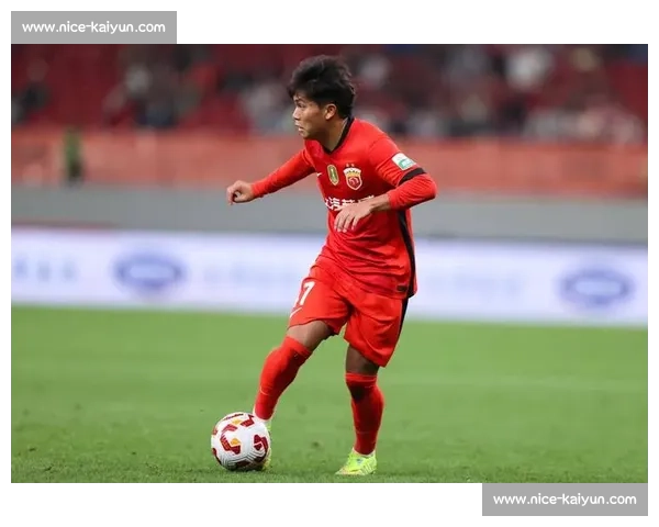 郑智离队真相曝光!久尔杰维奇铁腕治军,12 将遭弃用包括 3 大归化 郑智离队真相曝光!久尔杰维奇铁腕治军,12 将遭弃用包括 3 大归化