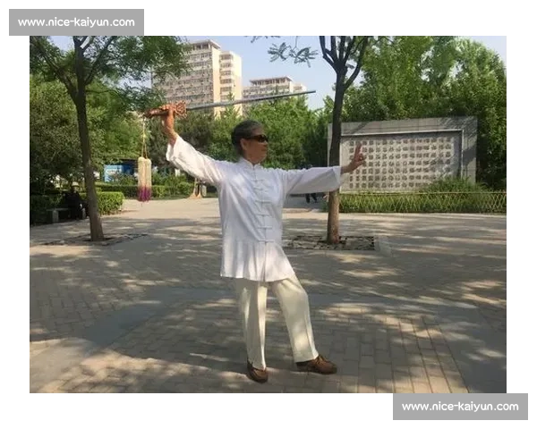 钟老师武术课堂：大树从体弱少年到功夫达人的蜕变