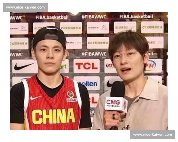 杨力维 x 杨舒予:女篮场上的铁臂双姝,碾碎对手防线! 杨力维 x 杨舒予:女篮场上的铁臂双姝,碾碎对手防线!