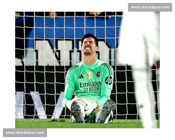 卡瓦尼小腿伤缺战拜仁 博卡锋线核心缺席关键战役